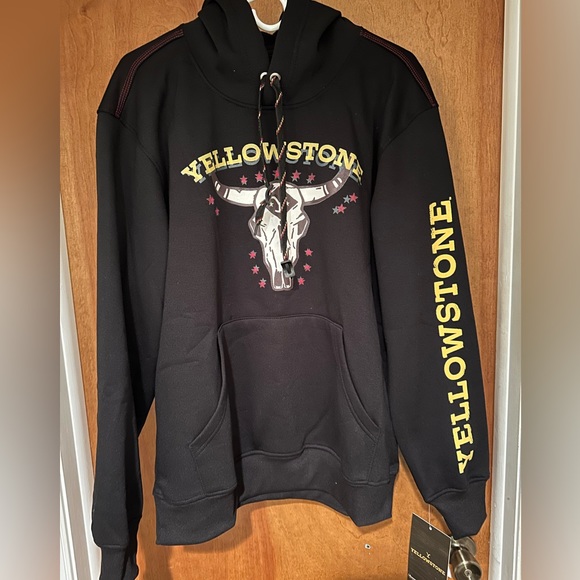 Yellowstone Men’s Pullover Hooded Sweatshirt - Picture 1 of 3